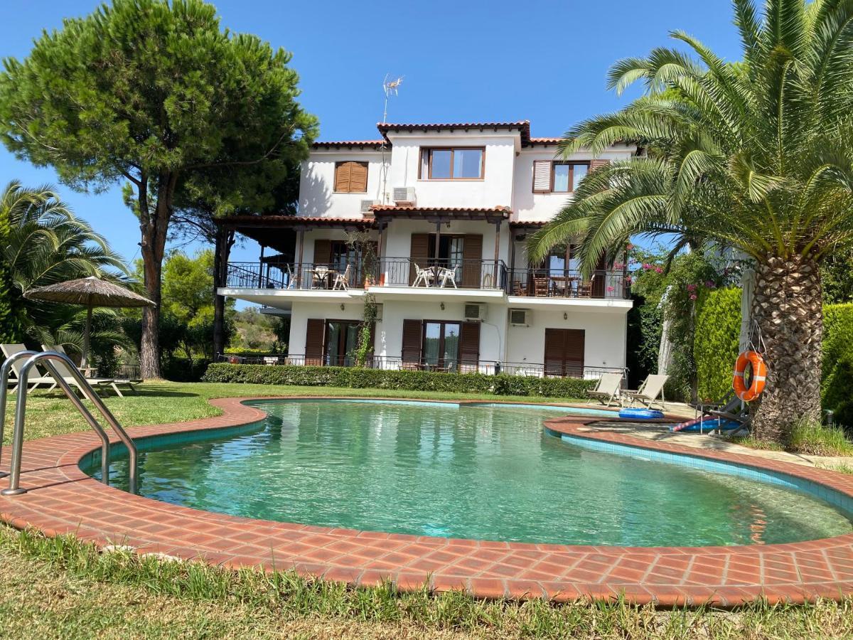Villa Xanthippi Агия Параскеви Екстериор снимка