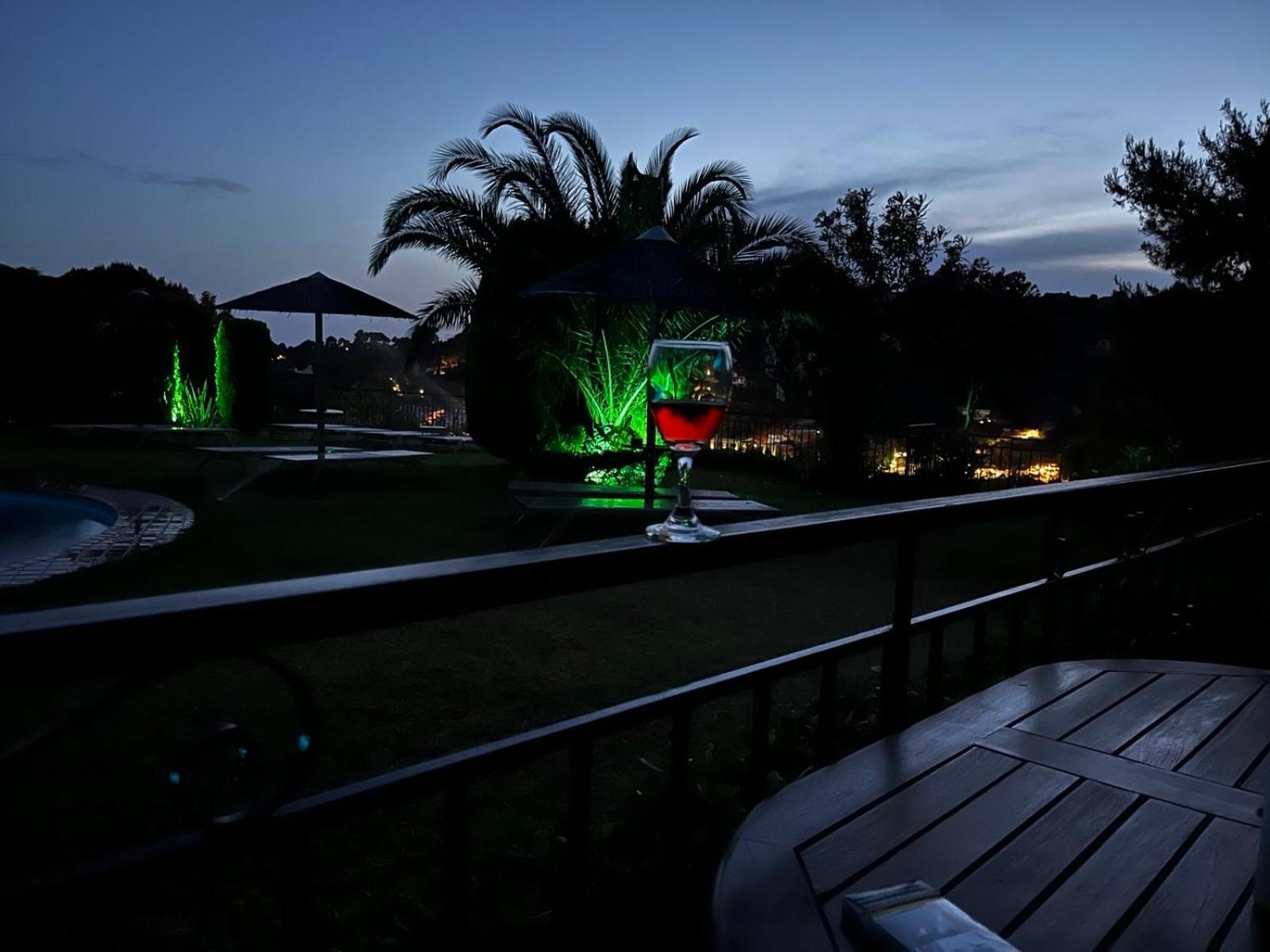 Villa Xanthippi Агия Параскеви Екстериор снимка