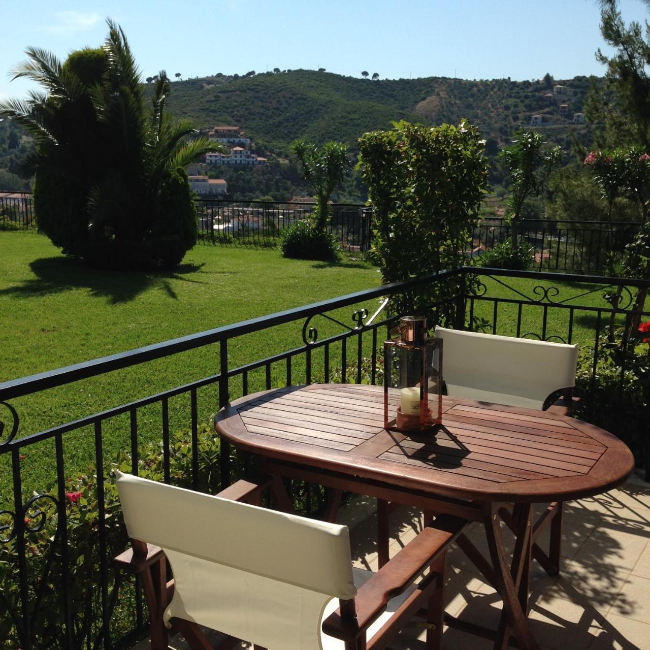 Villa Xanthippi Агия Параскеви Екстериор снимка